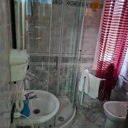 Bed & Breakfast E Breakfast Diana E Ninni *